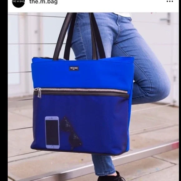 Rare The M Bag NYC Red Tote Zip Carryall Techwear Red Nylon Utility Travel Bag - Picture 3 of 16